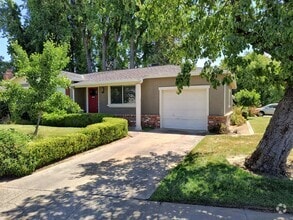 Building Photo - 3811-3813 Erlewine Cir