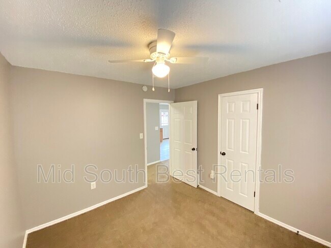 Foto del edificio - 4966 French Bend Ln