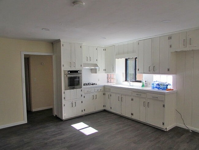 Photo - 2BR w/ In-Unit Laundry, Fireplance & A/C in Yucaipa House