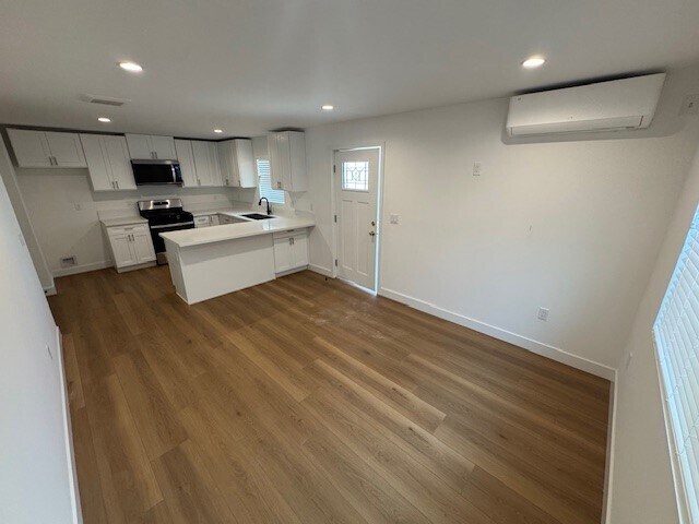 Foto del edificio - 3717 W 23rd St