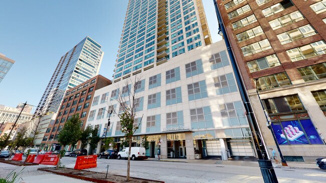 Foto del edificio - 701 S Wells St