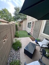 Building Photo - 1220 N 85th Pl