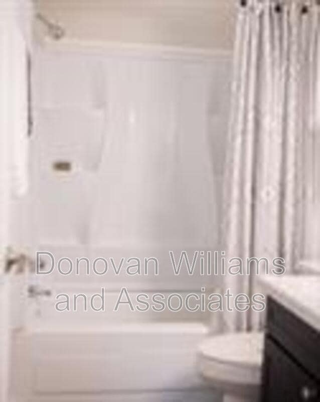 Building Photo - 2203 Kilborne Dr