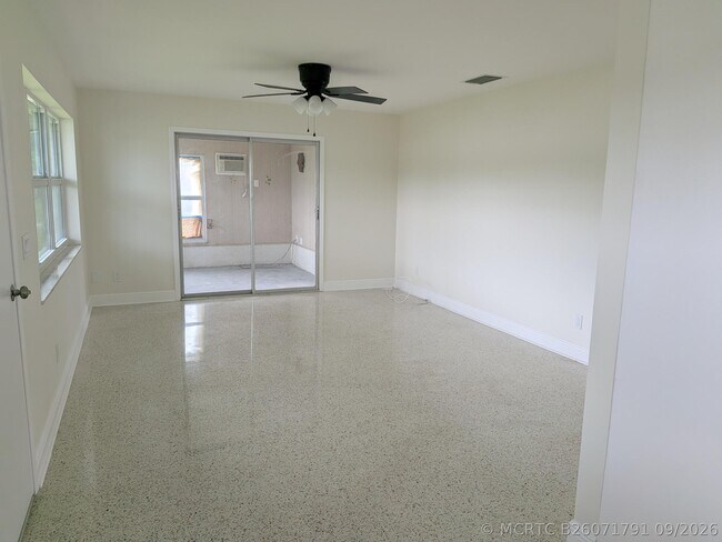 Foto del edificio - 1855 78th Ct