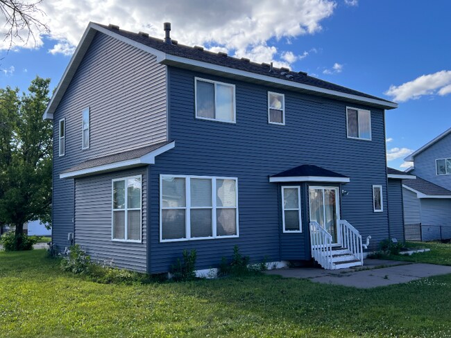 Building Photo - 54 Meadowlark Dr