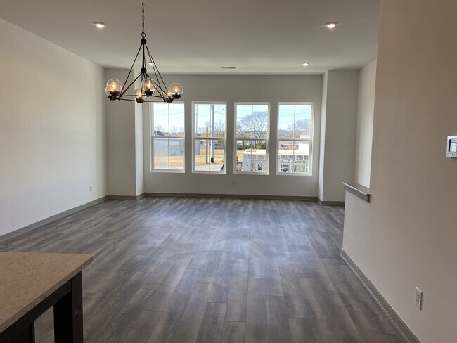 Foto del edificio - 2083 Edison Park Ln