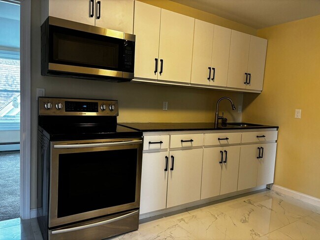 Foto del edificio - 154-156-156 Willow St