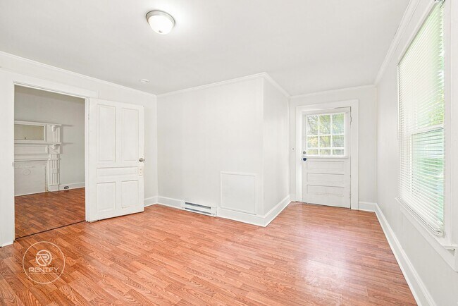 Foto del edificio - 203 N Broome St