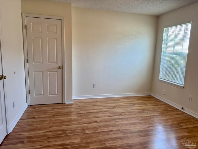 Building Photo - 3328 Marion Oaks Way
