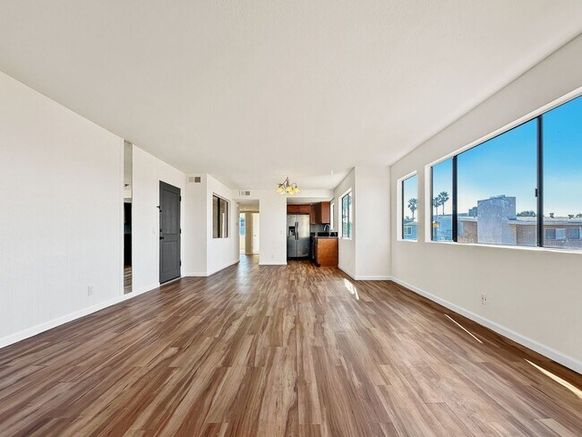 Foto del edificio - MON250