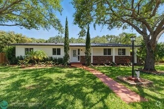 Building Photo - 7860 SW 158th Terrace