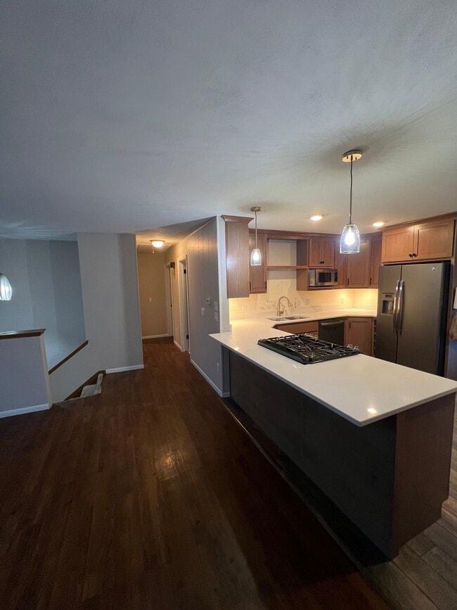 Building Photo - 303 Melody Ln