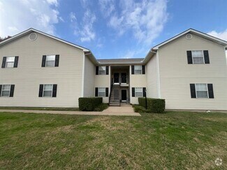 Building Photo - 125 NE Johnson Ave