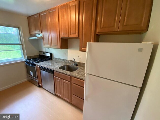 Foto del edificio - 3105 Homewood Pkwy