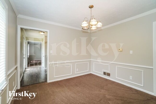 Building Photo - 7703 Strathmoore Rd