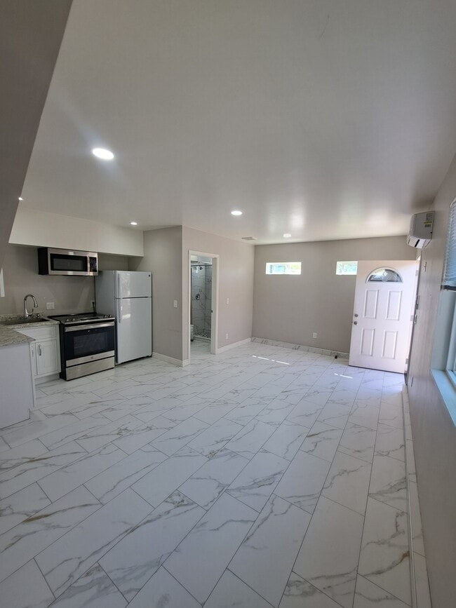 Building Photo - 4666 Tango Way
