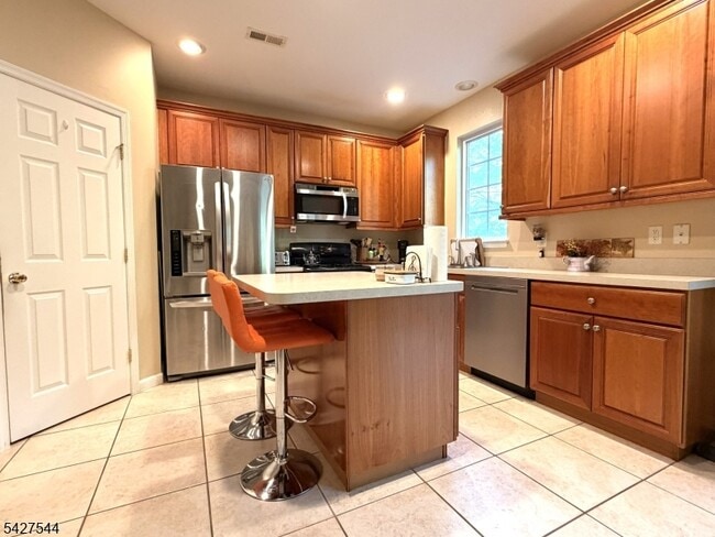 Building Photo - 128 Jackson Ave