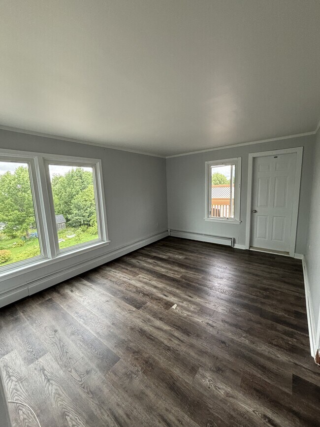 Photo du bâtiment - 59 Hillside Ave