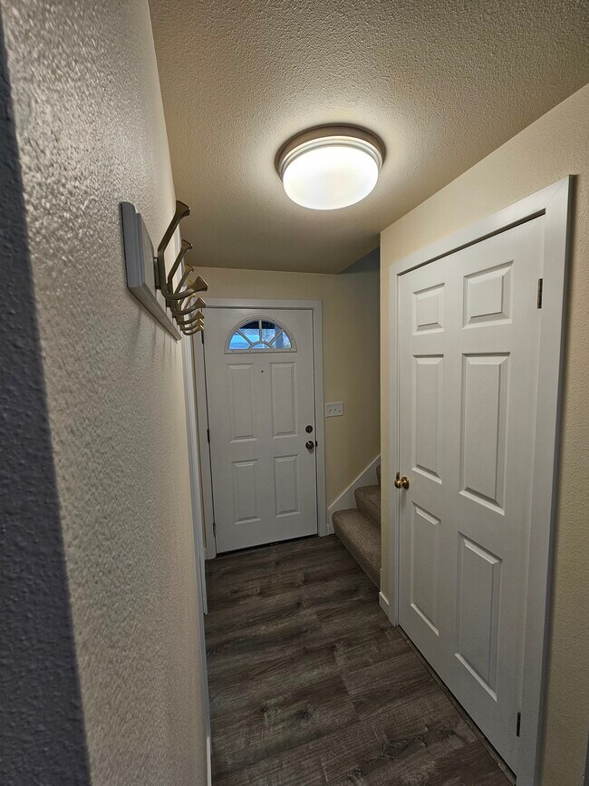 Foto del edificio - 12822 117th St E