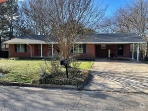 Building Photo - 1106 Fillmore Dr