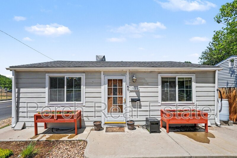 Photo - 1595 West Maple Avenue