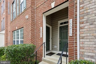 Building Photo - 15211 Lancashire Dr