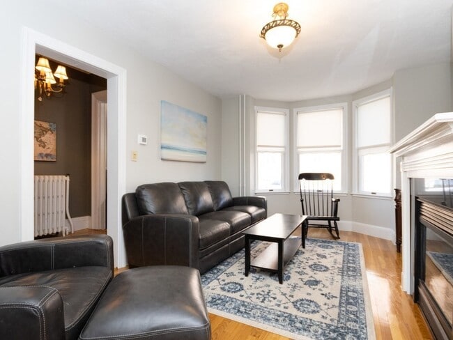 Foto del edificio - 45 Old Harbor St