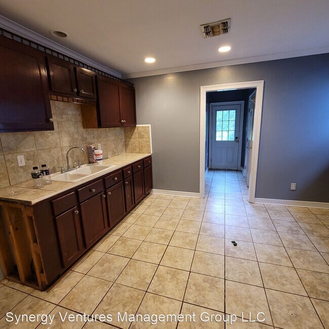 Building Photo - 1 br, 1 bath House - 1946 Milam St