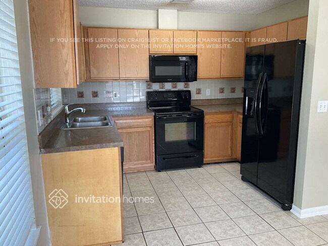 Foto del edificio - 91 Donner Rd