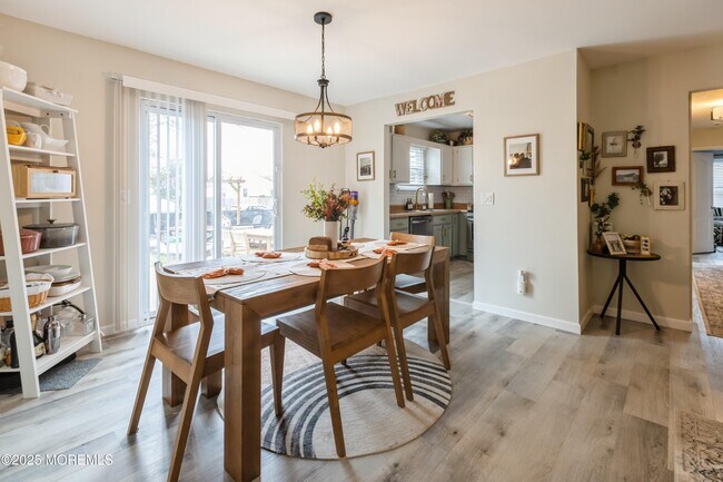 Foto del edificio - 560 Innkeeper Ln