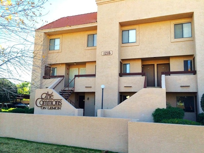 TEMPE TOWNHOME AVAILABLE IN GATED COMMUNIT... - TEMPE TOWNHOME AVAILABLE IN GATED COMMUNIT...