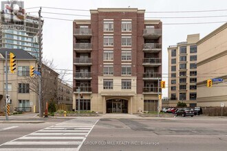 Building Photo - 4196 Dundas St W