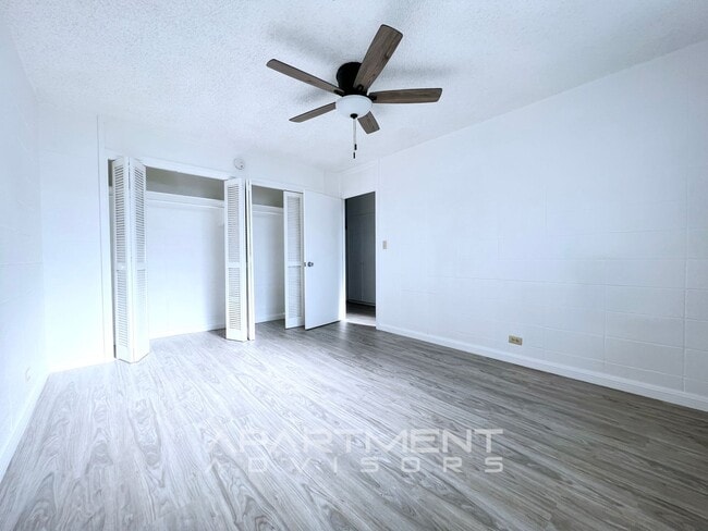 Building Photo - 412 N Kuakini St