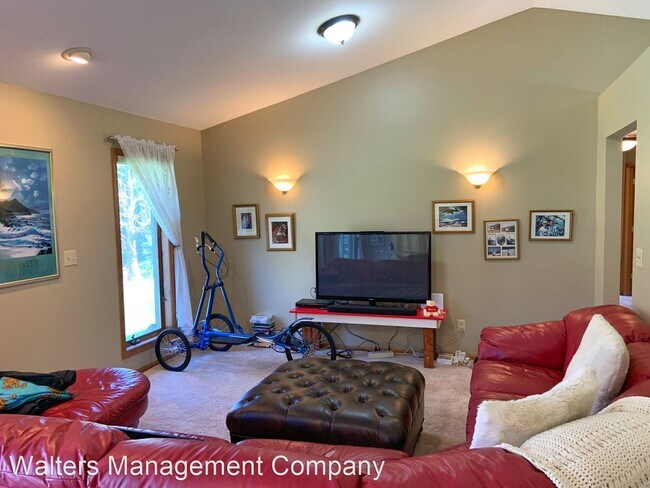 Building Photo - 3 br, 2.5 bath House - 216 Granary Circle