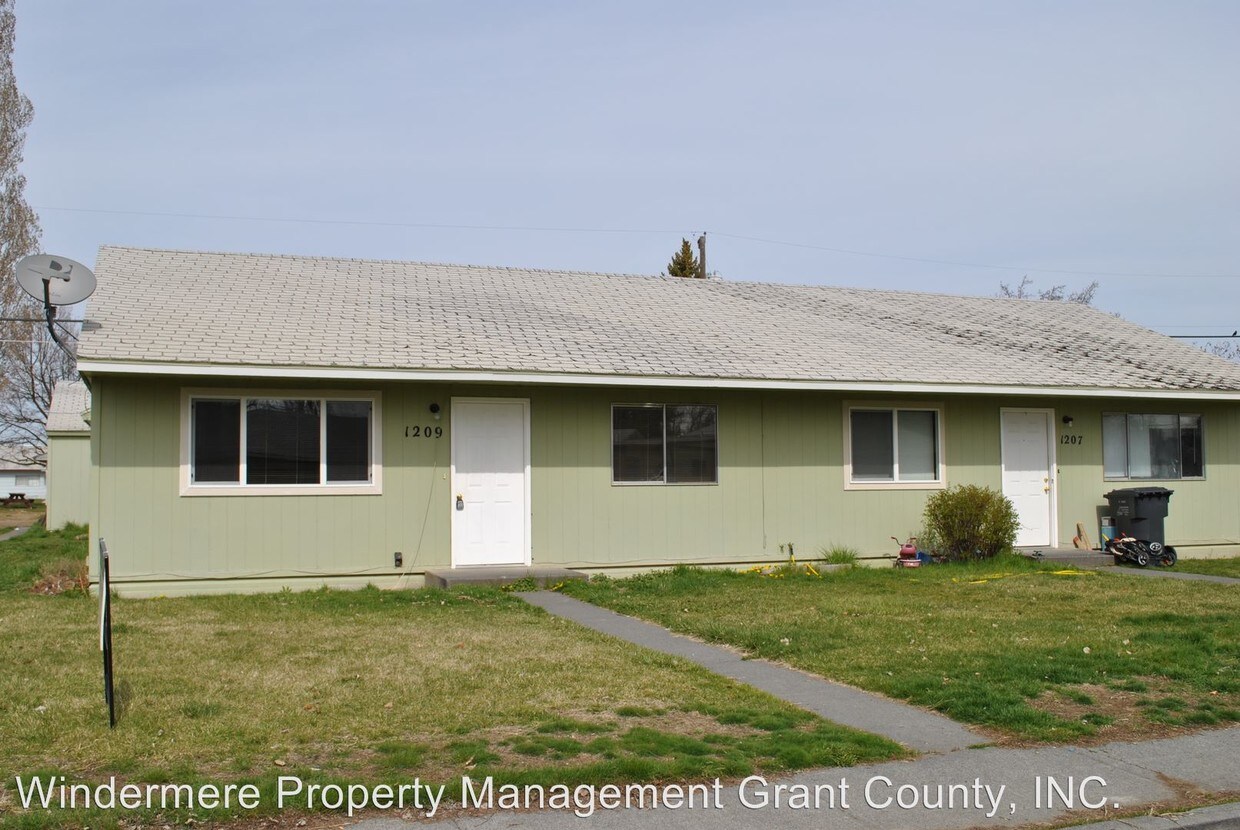 Primary Photo - 1207 MITCHELL Ave