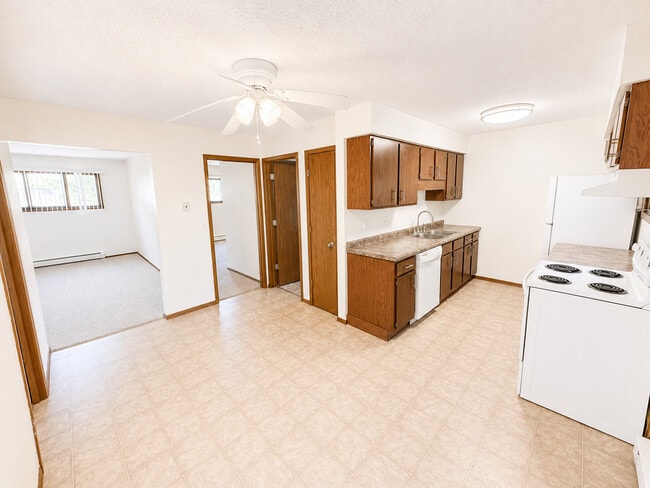 Kitchen View - Wildwood Apartments
