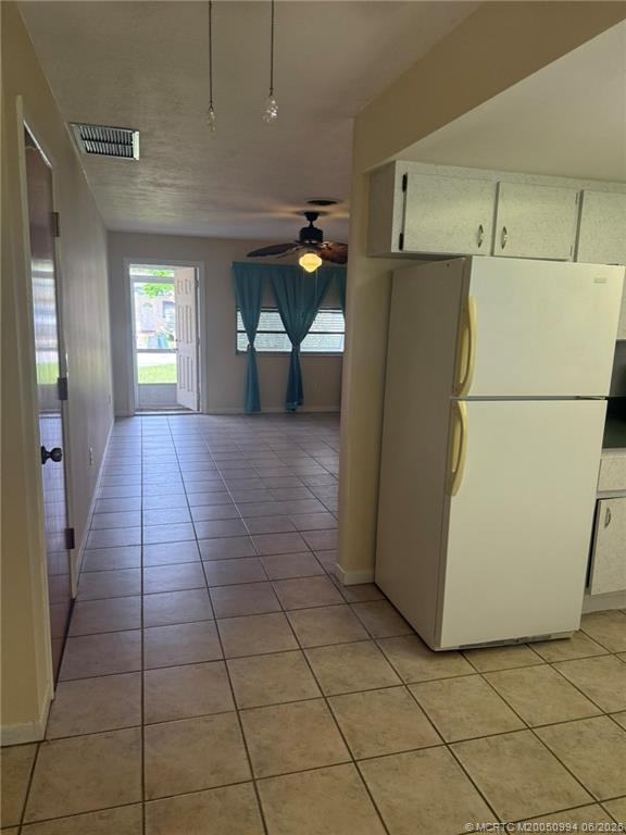 Foto del edificio - 2427 NW Holiday Ct