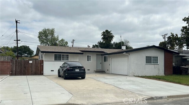 Foto principal - 13252 Monroe St