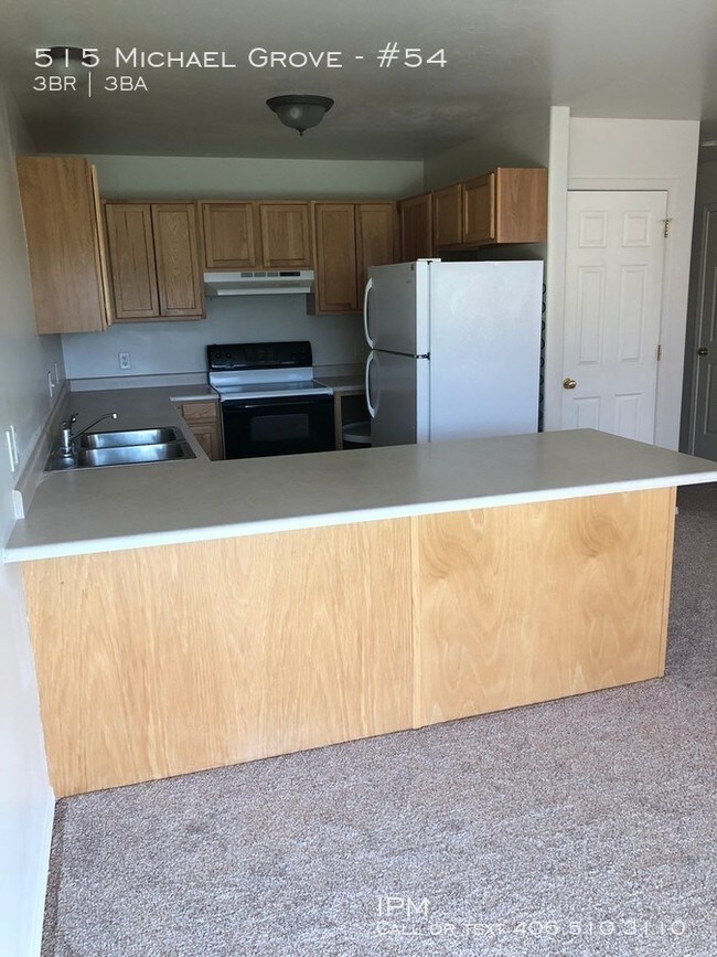 Centrally Located 3 bed with garage! Apartment for Rent in Bozeman