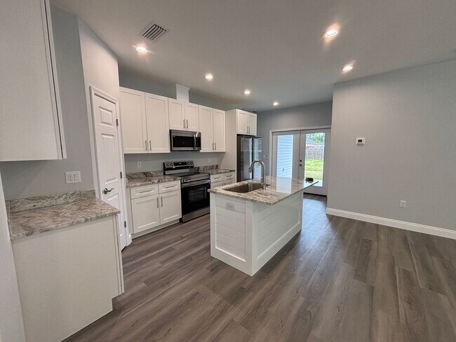 Foto del edificio - 2940 Hall Ave