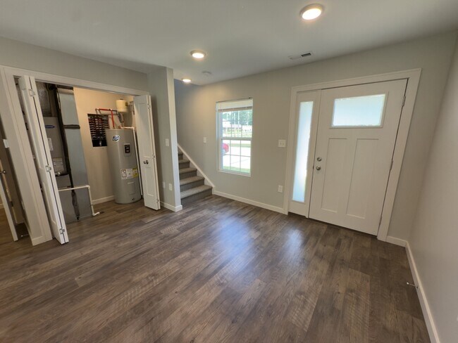 Building Photo - 209 Terrace Dr