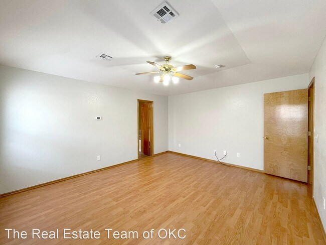 Building Photo - 4 br, 2 bath House - 8113 Aaron Dr