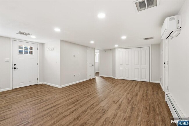 Foto del edificio - 202 Knox Ave