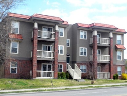 Primary Photo - 1150 E 51st St