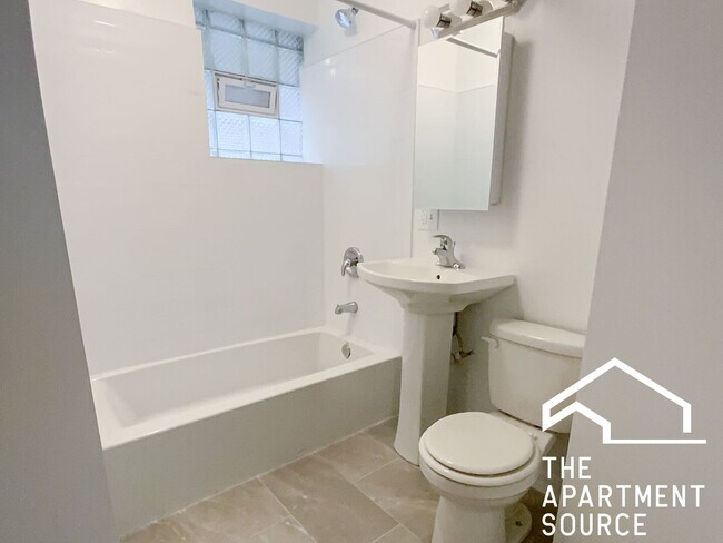 Foto del edificio - 2888 N Clark St