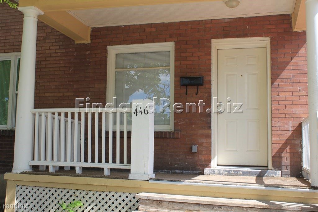 Primary Photo - 446 N Baltic Ct