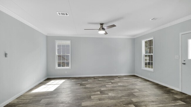 Foto del edificio - Be the first to live here!