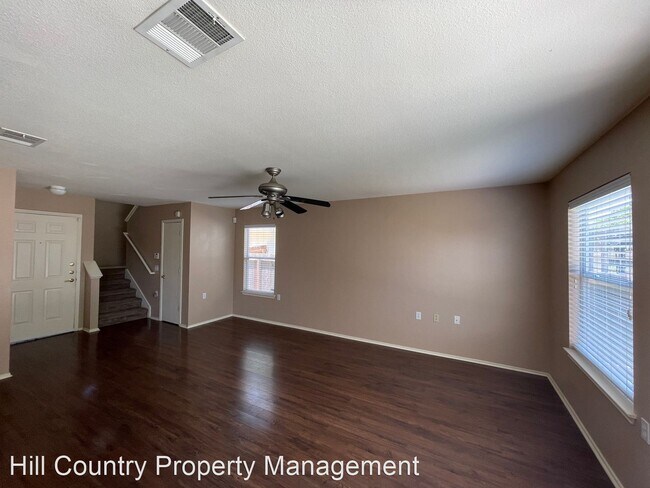 Building Photo - 3 br, 2.5 bath House - 5313 Hutchinson Drive
