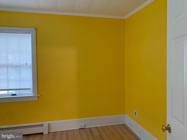 Foto del edificio - 2025 Wilson Ave