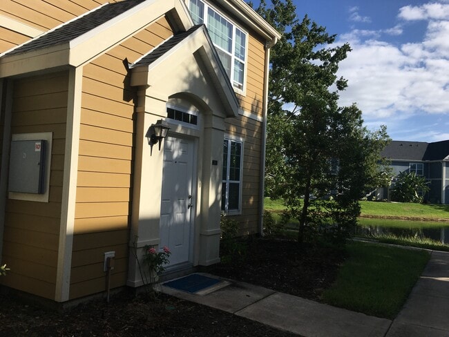 Building Photo - 5520 Rosehill Rd
